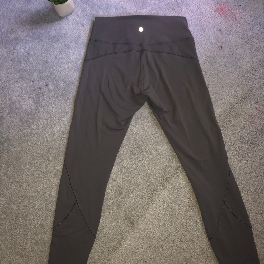 Lululemon Movement Tight 25” in gray